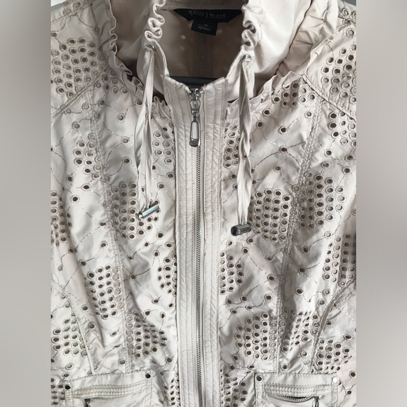 WHITE HOUSE BLACK MARKET EYELET JACKET - Picture 6 of 12